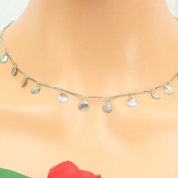 "Minimalist & Elegant Necklace Chain – Perfect for Women & Girls | UNVRC1117 - Picture 1 of 10